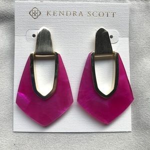Kensley Drop Earrings, Azalea Illusion In gold